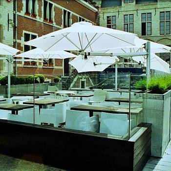 Paraflex Offset Patio Umbrellas Cantilevered